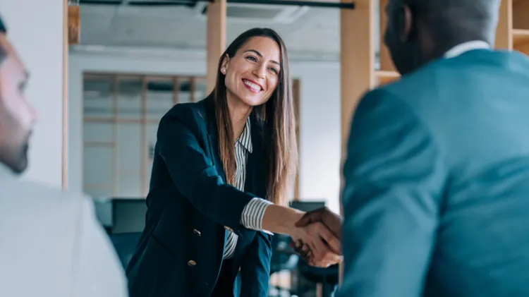 Balmer Etienne unterstützt bei Fachkräfte Mangel